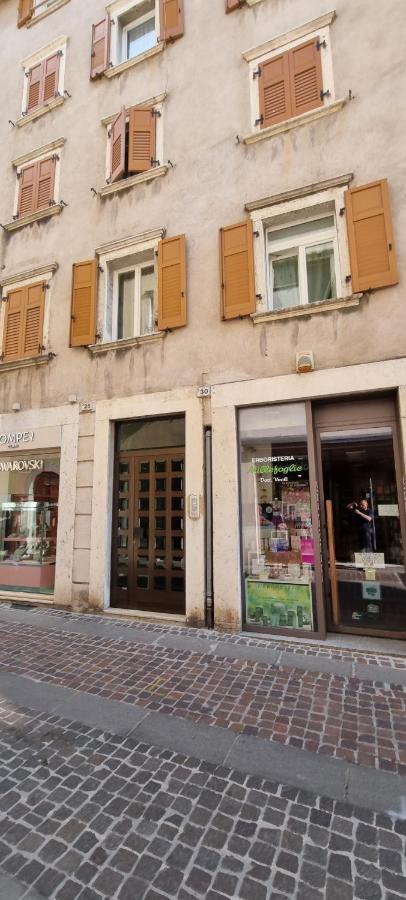 Appartement Mazzini, 30 Nord à Rovereto  Extérieur photo